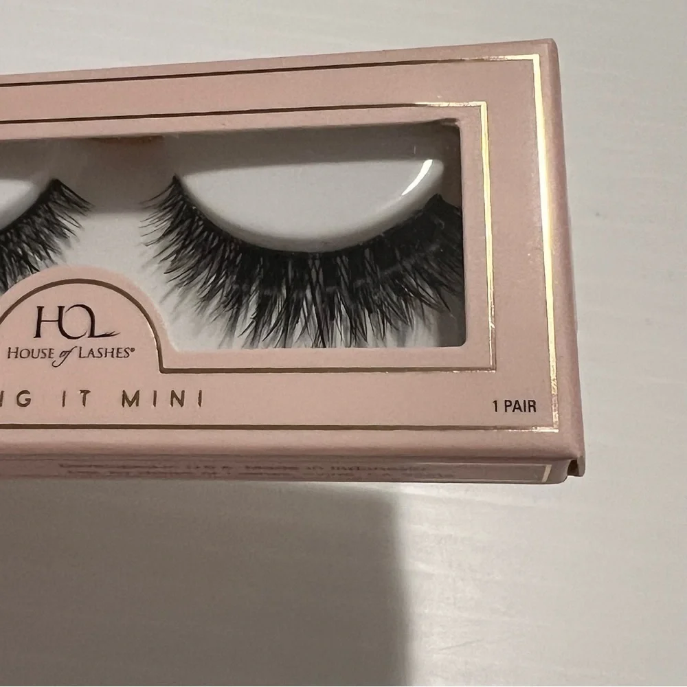 House of Lashes Wing It Mini Strip Lash Black